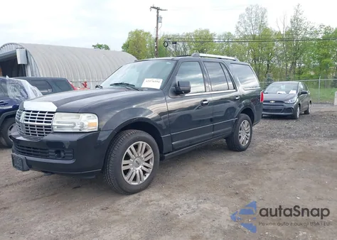 2011 Lincoln Navigator z USA, uszkodzony, nr VIN 5LMJJ2J56BEJ00836
